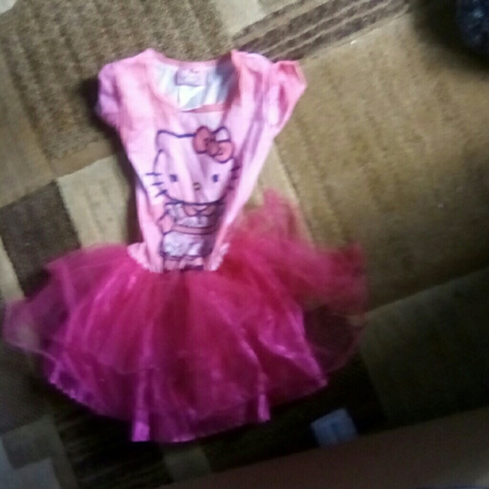 Dress - Picture 1 of 1